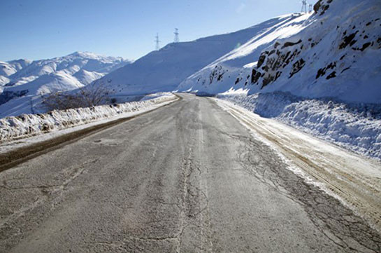 Երևան-Սևան ավտոճանապարհին առկա է մերկասառույց, ՀՀ մի շարք վայրերում ձյուն է տեղում