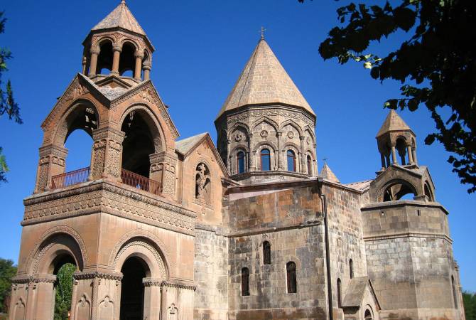 Հանրային հեռուստաընկերությունը, վերջին պահին, առանց որևէ պատճառաբանության տեղեկացրեց, որ Վեհափառ Հայրապետի ամանորյա ուղերձը եթեր չի հեռարձակվի. Մայր Աթոռ