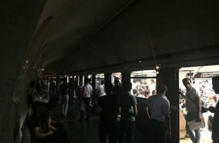 Ադրբեջանցիները՝ խավարում.Բաքվի մետրոն այսօր էլ չի գործի. տեսանյութ