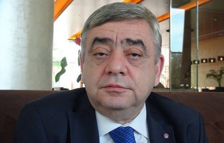 Լեւոն Սարգսյանը հեռացվել է Մատենադարանի հոգաբարձուների խորհրդի նախագահի պաշտոնից