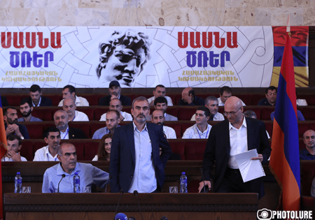 Հարկավոր է ազատ արձակել Արմեն Բիլյանին և Սմբատ Բարսեղյանին. «Սասնա ծռեր»