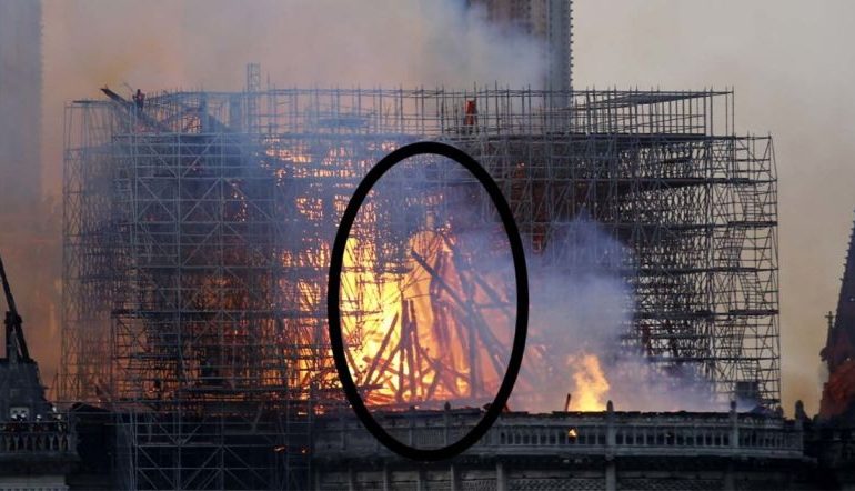 Շոտլանդուհին պնդում է, որ այրվող Աստվածամոր տաճարի լուսանկարում նշմարել է Հիսուսի ուրվագիծը