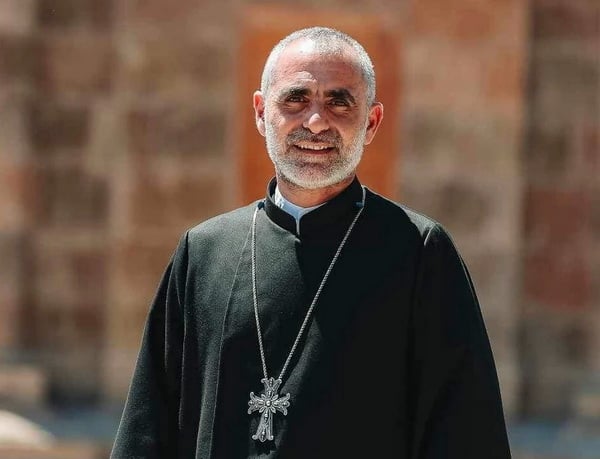 Գերագույն հոգևոր խորհրդից հեռացվել են Աբրահամ, Վազգեն, Գևորգ սրբազանները